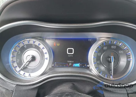 2017 Chrysler 300C from USA, damaged, VIN 2C3CCAEG2HH630887